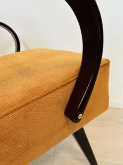 Vintage Armchair By Jaroslav Smidek For TON -Chairly Shop 048a39c9 198e 4245 878f 32df1630fded