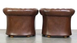 Beautiful Set Of 2 Very Well-maintained Brown Leather Chesterfield Armchairs -Chairly Shop 06ac6e07 1791 43da 9507 b7d6a8511079