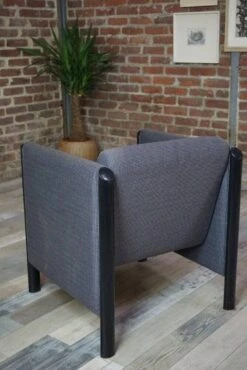 80s Designer Club Chair -Chairly Shop 08106a05 333c 4d8f bb51 5f51f6190f04