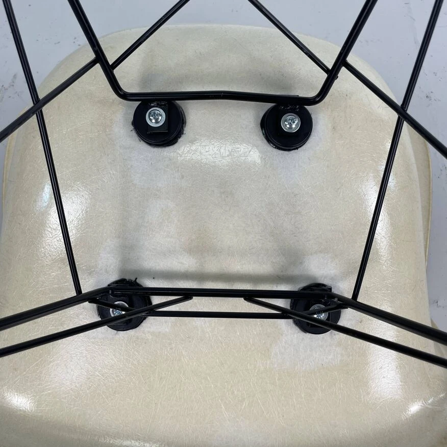 Eames Herman Miller 1950s RAR Rocking Chair In Parchment 8 Eames Herman Miller 1950s RAR Rocking Chair In Parchment - Image 6