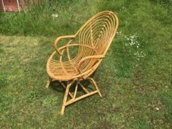 Vintage Ovoid-shaped Rattan Armchair. -Chairly Shop 099f2840 356e 4396 804d e288cc8d6887