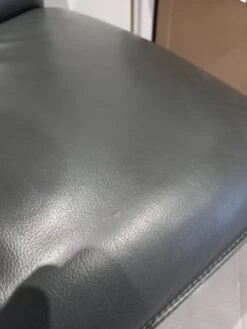 Leather Chair -Chairly Shop 0bdb44a3 a4a5 46da a56c 6ea052222a6f