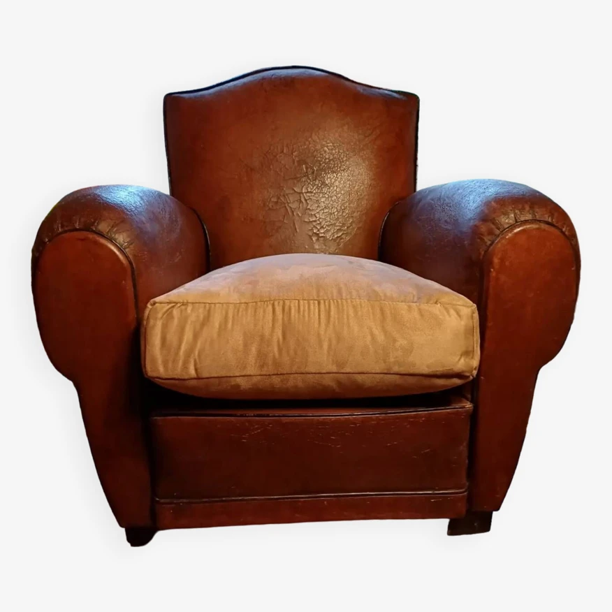 Real Vintage Club Armchair In Heart 7 Real Vintage Club Armchair In Heart - Image 5