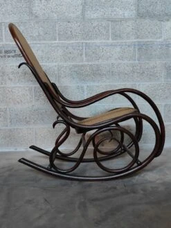 Rocking Chair 1970 -Chairly Shop 0e237e55 accb 40ba a956 c3b4de8d56df