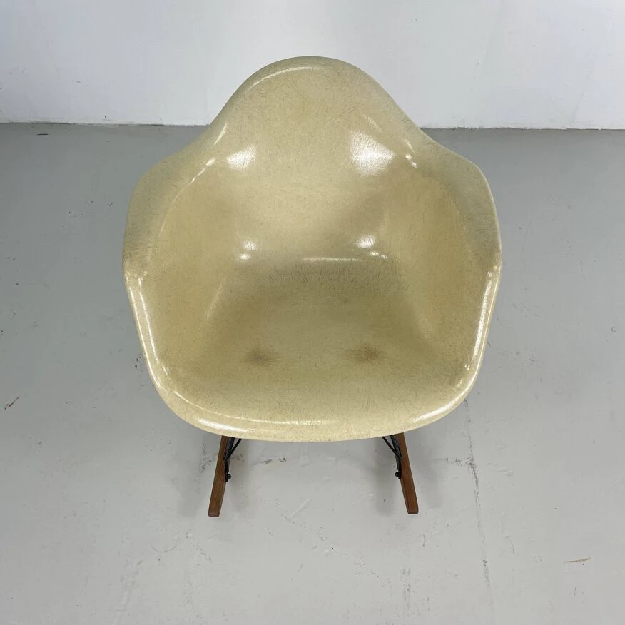 Eames Herman Miller 1950s RAR Rocking Chair In Parchment 10 Eames Herman Miller 1950s RAR Rocking Chair In Parchment - Image 8