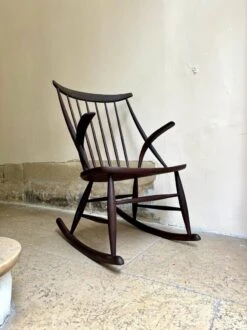 Dark Wooden Rocking Chair By Illum Wikkelso For Niels Eilersen, 1960s -Chairly Shop 128cff5d fdeb 44fa bf2e 57878a241780