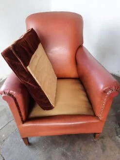 Pair Of Leatherette Club Chairs -Chairly Shop 15b68582 49da 4a81 b88e 981fcac5de4f