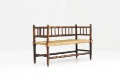 Vintage Bobbin Bench With Rush Seat 1920s -Chairly Shop 21bb5eae 3d01 4ad7 a523 076adf543edd