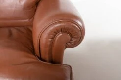 Pair Of Brown Leather Club Armchairs From 1970’s, Italy -Chairly Shop 2455f000 28ec 4830 a553 32b169443eba