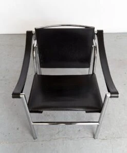 Le Corbusier LC1 "Basculant" Chair For Cassina -Chairly Shop 27589971 9015 4283 a649 9f39b65f33a8