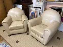 2 Club Chairs -Chairly Shop 277a5ca0 87ca 4eee b2c1 acac2ef92c01