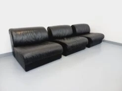 Set Of 3 Vintage Italian Delta Fireside Chairs In Black Leather From The 70s 34 Set Of 3 Vintage Italian Delta Fireside Chairs In Black Leather From The 70s -Chairly Shop 292aa813 4e69 4a87 a00b b573f71fe55d