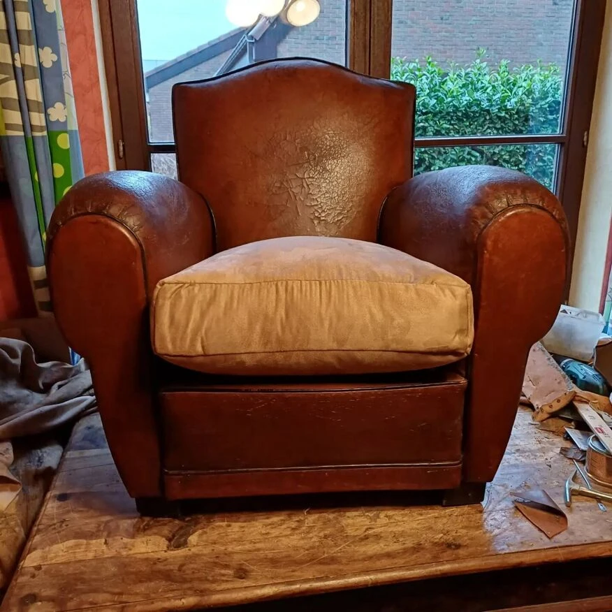 Real Vintage Club Armchair In Heart 4 Real Vintage Club Armchair In Heart - Image 2