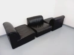 Set Of 3 Vintage Italian Delta Fireside Chairs In Black Leather From The 70s 24 Set Of 3 Vintage Italian Delta Fireside Chairs In Black Leather From The 70s -Chairly Shop 2cd42c4d 242e 494c 9ce6 621d028c337a