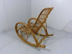Rattan Rocking Chair 1960’s -Chairly Shop 30515f5d ecac 4195 8618 edbd9c909535