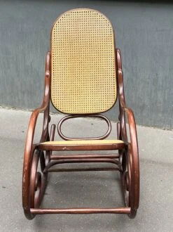 Vintage Bentwood Rocking Chair -Chairly Shop 30d59a61 1217 424a b37b 51fc02624f5e