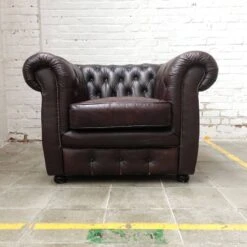 Vintage Chesterfield Club Fauteuil -Chairly Shop 30e8764a 2ad9 47e1 9a12 c4c6a031f740