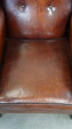 Beautiful Large Sheepskin Leather Wingback Armchair With Stunning Colors -Chairly Shop 31d8899e d254 4d1c 9757 355944ada4d1