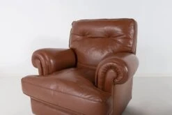 Pair Of Brown Leather Club Armchairs From 1970’s, Italy -Chairly Shop 32a714eb 7d9b 4d57 9ac1 f0663cb17ac1