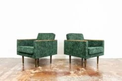 Customizable Pair Of Armchairs In Green, Poland 1970s. -Chairly Shop 37c533d1 b6ff 4a60 aabd e2f11f735f5a