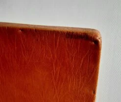 Pair Of Vintage Fawn Leatherette Chairs From 1960 -Chairly Shop 393e3972 005b 48f5 86aa 0973588b5526