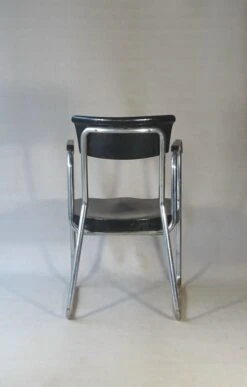 Thonet Bauhaus Cantilever Armchair, Designer Emile Guillot - 1935 - -Chairly Shop 41b391a2 a098 4227 a57d 4fff37394eec
