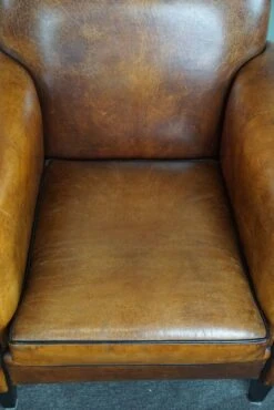 Sheepskin Art Deco Design Armchair With Accents All Around 16 Sheepskin Art Deco Design Armchair With Accents All Around -Chairly Shop 43310979 d414 4312 bf8f 2f6e09fdd7ed