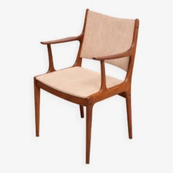 Very Nice Curved Armchair , Design By Johannes Andersen -Chairly Shop 43e3b38c 4fea 4adb b026 8c46fa3e47e9