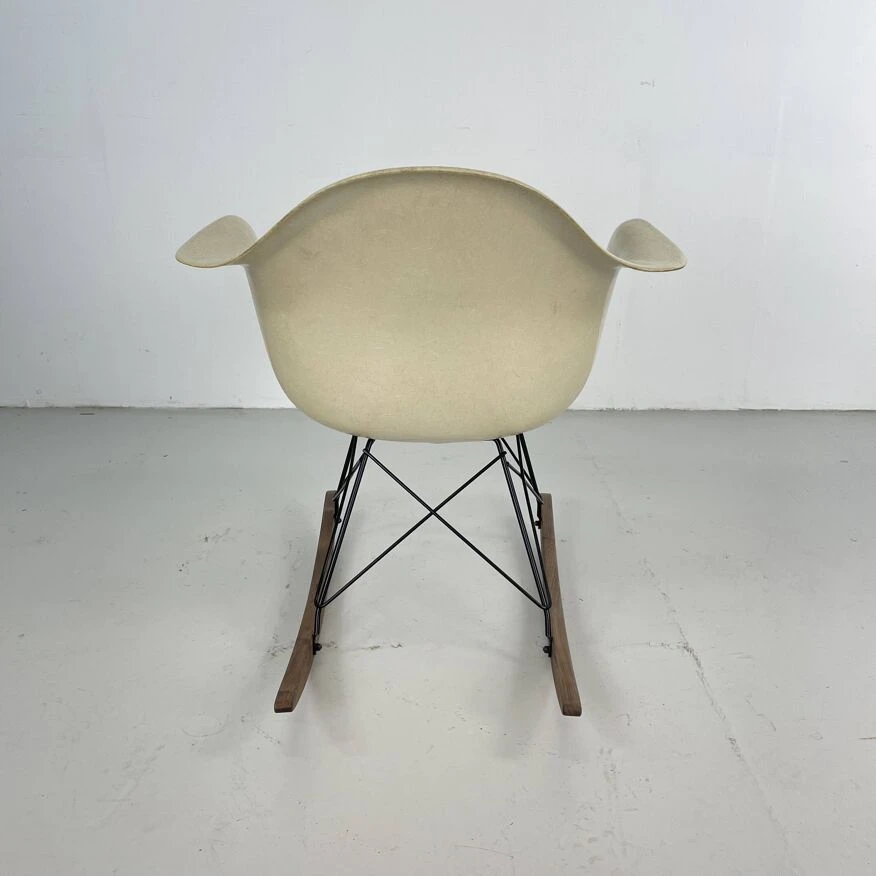 Eames Herman Miller 1950s RAR Rocking Chair In Parchment 17 Eames Herman Miller 1950s RAR Rocking Chair In Parchment - Image 15