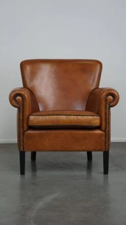 Sheepskin Leather Armchair With A Luxurious Appearance -Chairly Shop 44f0da09 7638 44ec 8b41 5c243b5b4a20
