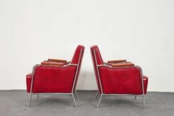 Fauteuils Vintage En Cuir Bordeaux De Style Bauhaus Par József Peresztegi, Hongrie 1950, -Chairly Shop 489b58de 3d74 45e1 ba63 4d6d389a77bc