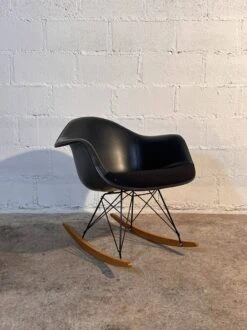 Rocking Chair "RAR", Charles And Ray Eames For Herman Miller, 1950s.