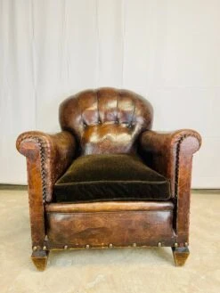 Leather Club Chair -Chairly Shop 4fc5a2cf 3b2f 4ff0 b90b ea19211474af