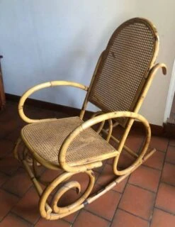 Vintage Bamboo Rocking Chair -Chairly Shop 510a9332 f6c8 410c b428 e830babf6563