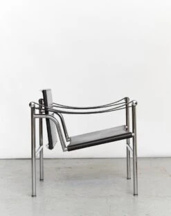 Le Corbusier LC1 "Basculant" Chair For Cassina -Chairly Shop 5140dd86 7739 49c5 986a 6ac7d84b25b7