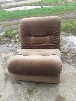 Vintage Fireside Chair -Chairly Shop 5196ad57 7b5e 4f7f b963 76f9b5ecdafe