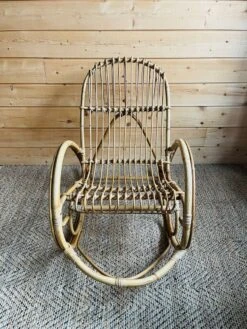 Rattan Rocking Chair For Children -Chairly Shop 5387ea46 b7b1 4386 bbdf 8b9e51f57375