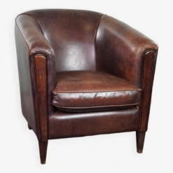 Dark Sheep Leather Club Armchair, Sleek Design -Chairly Shop 57cee830 9e8c 4157 a26c 5bdeb8574d63