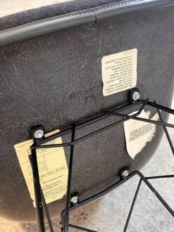 Rocking Chair "RAR", Charles And Ray Eames For Herman Miller, 1950s. -Chairly Shop 57f7a554 6fdd 4982 96b8 152019d879ed