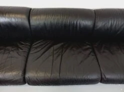 Set Of 3 Vintage Italian Delta Fireside Chairs In Black Leather From The 70s 23 Set Of 3 Vintage Italian Delta Fireside Chairs In Black Leather From The 70s -Chairly Shop 58c3bfa7 e9db 438c 9986 aa362749ff9c