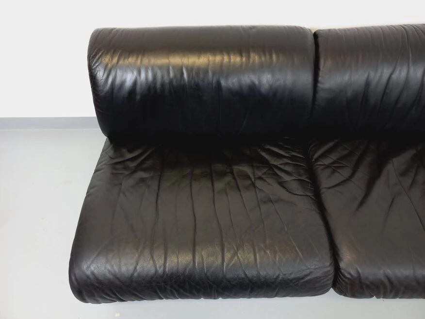 Set Of 3 Vintage Italian Delta Fireside Chairs In Black Leather From The 70s 19 Set Of 3 Vintage Italian Delta Fireside Chairs In Black Leather From The 70s - Image 17