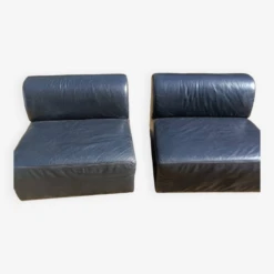 Pair Of Vintage Black Leather Easy Chairs -Chairly Shop 6571eba7 f65c 4c08 bb1b e9479e51d67a
