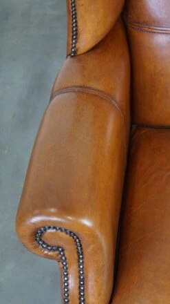 Very Beautiful Sheepskin Leather Wingback Armchair With Stunning Details -Chairly Shop 65e8d3cd c754 4ad2 a71a 50ff9870bb98