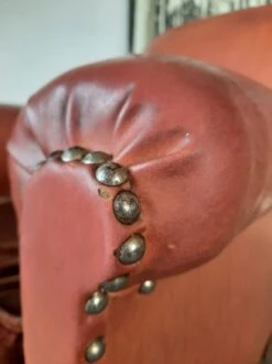 Pair Of Leatherette Club Chairs -Chairly Shop 69650c42 9e44 46d0 a4ce 11de80407ce7