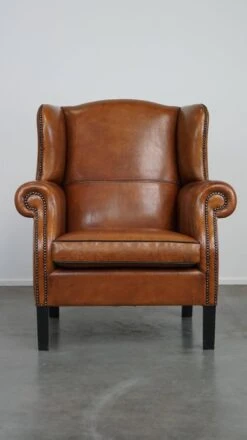 Very Beautiful Sheepskin Leather Wingback Armchair With Stunning Details -Chairly Shop 6ad6975a ef80 49d1 91e0 c71e96133425