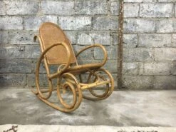 Rocking-chair In Bamboo Rattan And Vintage Wicker 1950 19 Rocking-chair In Bamboo Rattan And Vintage Wicker 1950 -Chairly Shop 6b9ab970 aa36 44c0 9223 facf82f075fe