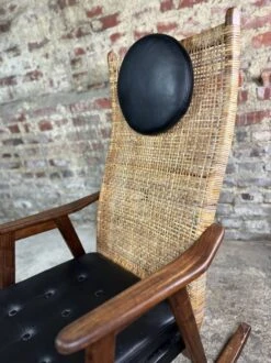 PJ Muntendam Rocking Chair In Teak And Rattan Vintage 1950 -Chairly Shop 6bf32785 d6f3 42dd 9191 5de445cc6547