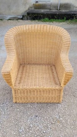 Vintage Wicker Rattan Armchair 1950s Colonial Style -Chairly Shop 6db8a7e4 a7e8 40c7 a374 f5ec2bc51782