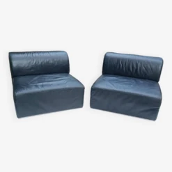 Pair Of Vintage Black Leather Easy Chairs -Chairly Shop 6e31931c 181e 4a8a abc7 ab3e5dc66024