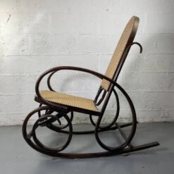 Rocking Chair Chair In Wood And Cannage From The 70s -Chairly Shop 6e98c6b7 1a59 4703 804d 75ec23efd5e2